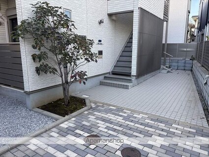 クレイノＮ　ｔｒａｙ[1K/21.9m2]のエントランス