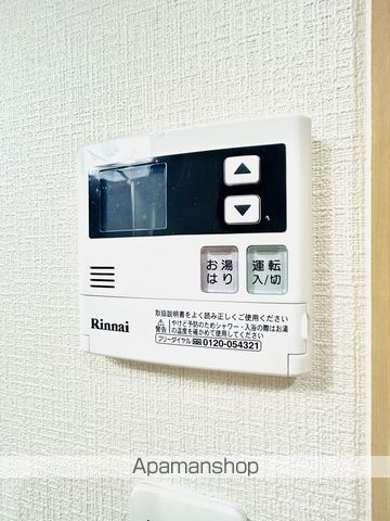 ワコーレヴィータ関目WESTの内装写真