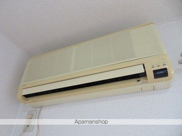 オーエスコーポ蔵前の内装写真