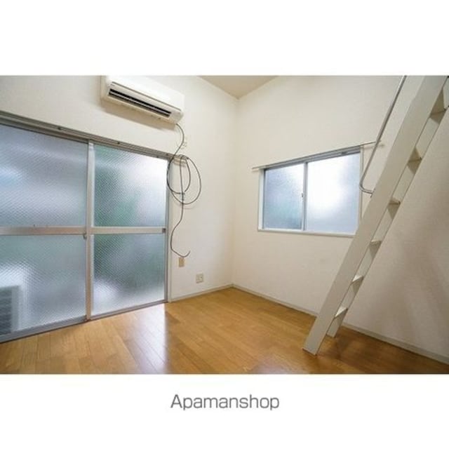東京都小金井市梶野町２丁目[1K/12.68m2]のリビング・居間
