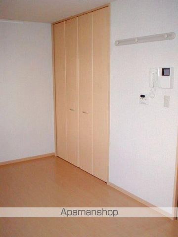 センプリーチェの内装写真