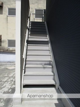 愛媛県新居浜市徳常町[1K/27.18m2]の共用部1