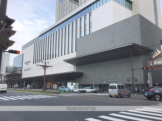 フロンティア加治屋の玄関写真