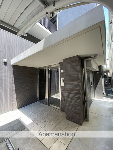 RIDGE GARDEN江坂IIの玄関写真