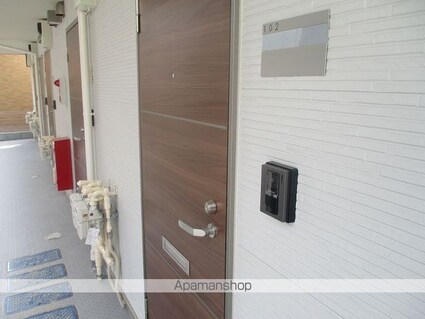 パークノート東寺尾中台[1K/15.12m2]のエントランス3