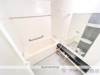 ブライムソレイユ　Ｂ棟[3LDK/79.75m2]のバス