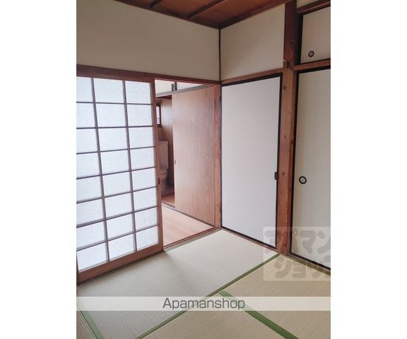 五ケ庄福角貸家の内装写真