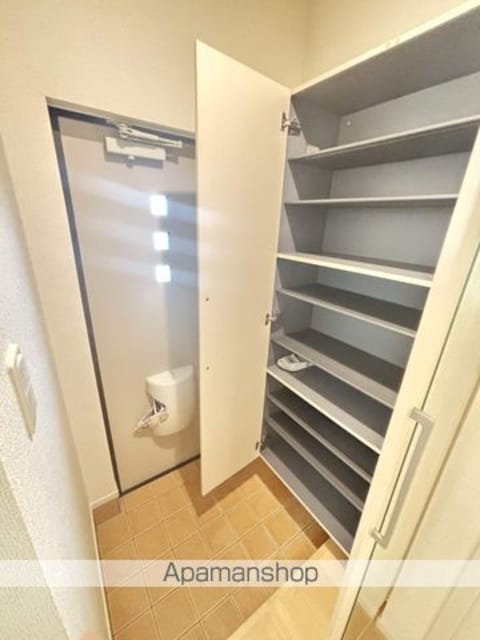 クオーレ八代[1LDK/45.82m2]の内装
