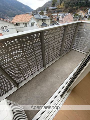 みつばち IIの内装写真