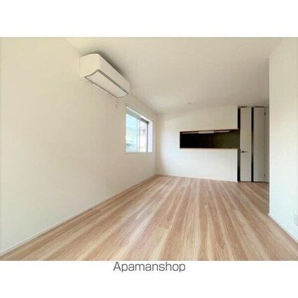 三鷹市井の頭３丁目貸家[3LDK/77.83m2]のリビング・居間1