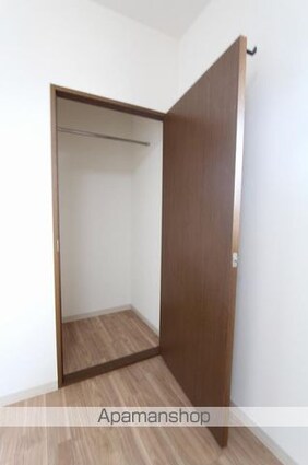 フォブール吉峰ⅡＢ[2LDK/57.8m2]の収納