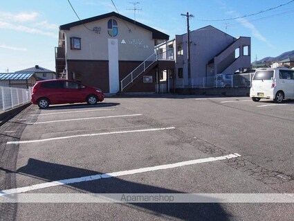 Ｓｕｒｐｌｕｓ　Ｔｗｏサンライズ石川[2DK/44.75m2]の駐車場2