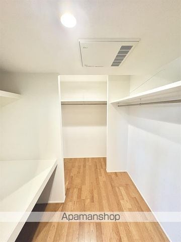 上本町戸建の内装写真