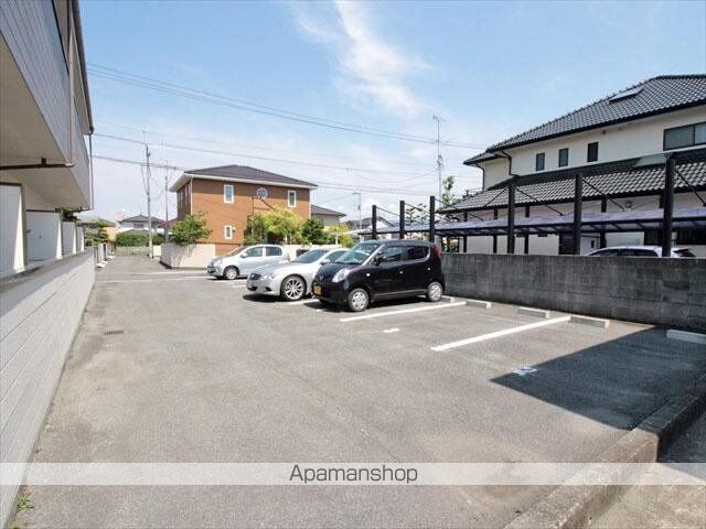 ｃａｓａ　ｆｏｎｔｅ　カーサフォンテ[1K/25.92m2]の駐車場1