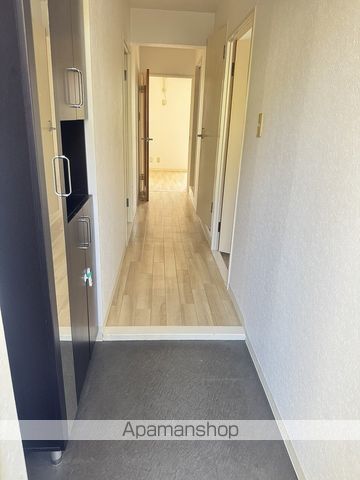 フロントヒルズIIIの内装写真