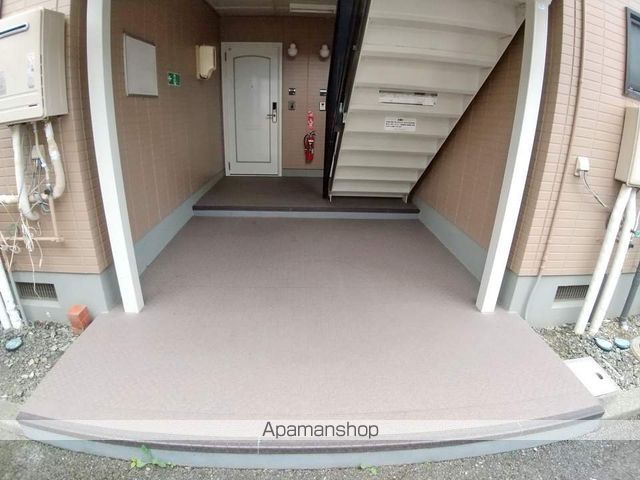 フレグランス日詰Dの玄関写真