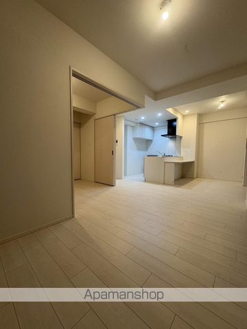 スプランディッド上本町WESTの内装写真