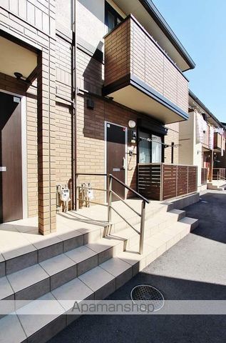 グランツ内浜 B棟の玄関写真