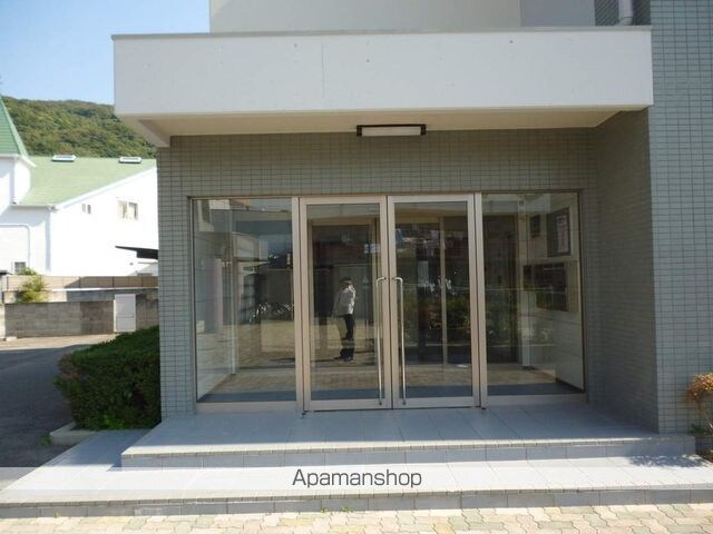 和歌山県和歌山市紀三井寺[3LDK/70.74m2]の外観2