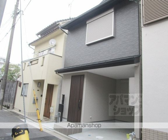 北区新御霊口町貸家