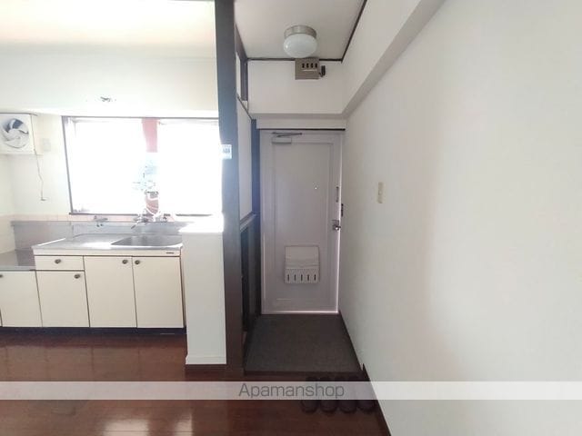 教興寺マンションの内装写真