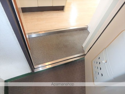 東京都武蔵野市中町３丁目[1R/17.34m2]の玄関