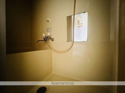 コーポ金子[1R/21.57m2]のバス