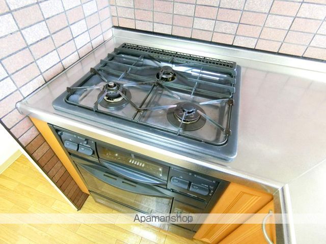シャルマンコーポ新田辺の内装写真