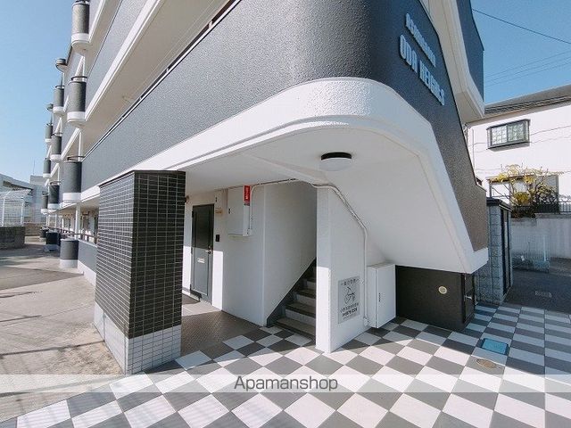 朝日が丘尾田ハイツの玄関写真