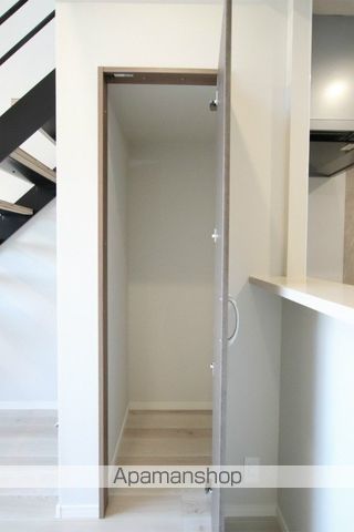 リファレンスリバービュー室見の内装写真