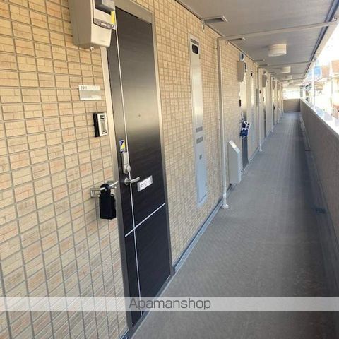 シャーロット壱番館の玄関写真