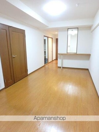 ダイアパレス泉崎[2SDK/62.56m2]のリビング・居間