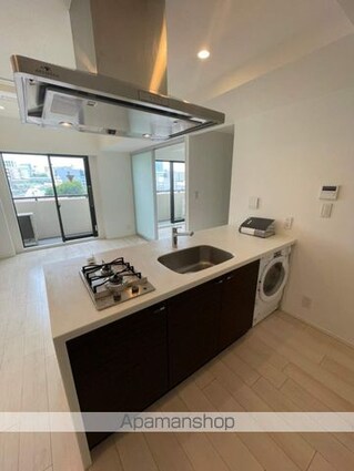 カスタリア新宿夏目坂[2LDK/62.7m2]のキッチン