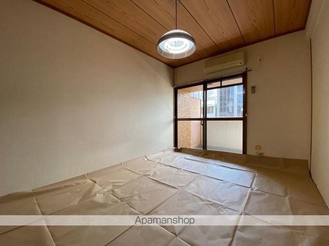 ダイアパレス南瓦町303の内装写真