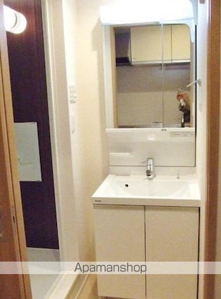 ロイヤルガーデン・タカギ[1K/24.78m2]の洗面所