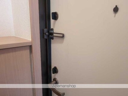 フォレスタ等々力[1LDK/41.92m2]の玄関3