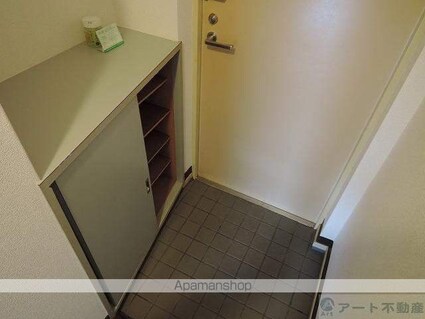 ベルハイム３８[1R/32m2]の玄関