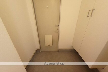 クレセントガーデン　Ｂ棟[2LDK/54.82m2]の玄関