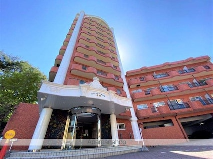 ロイヤルシティ弐番館青柳[1LDK/211m2]の外観5