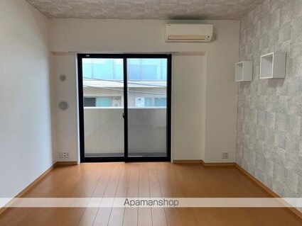 パシフィックコート目黒南[1R/35.35m2]のリビング・居間2