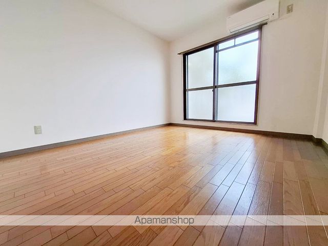 STEADY三国本町の内装写真