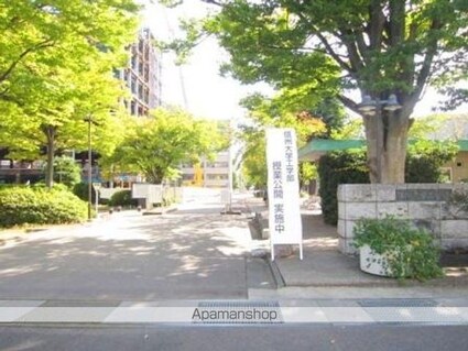 Ｌｉｂｅｒｔｙ　Ｃｏｕｒｔ[1LDK/33.39m2]の周辺1