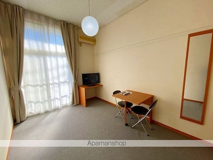 レオパレスＡｄｍｉｒａｔｉｏｎＮＥＸＴ[1K/19.87m2]のリビング・居間1