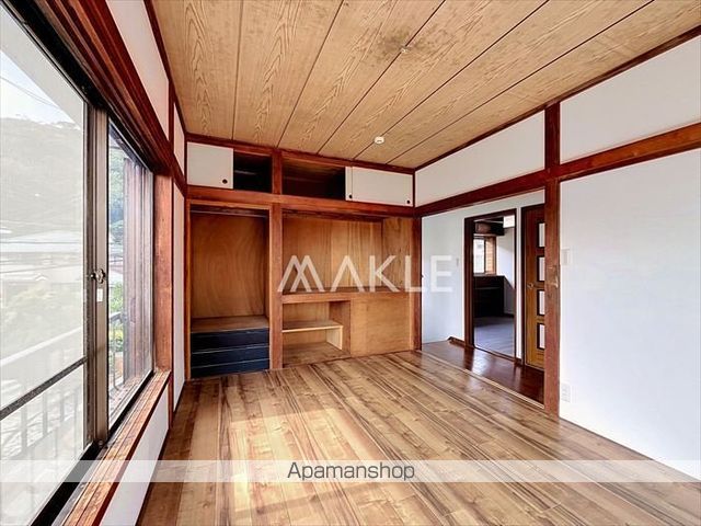 横須賀市 2階建 築44年の内装写真
