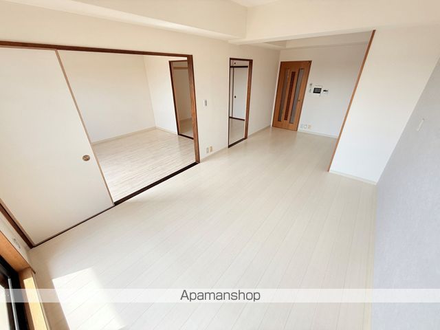 パークモダン高井田IIの内装写真