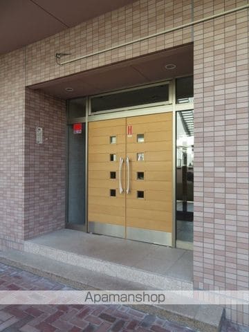 五橋ライフの玄関写真