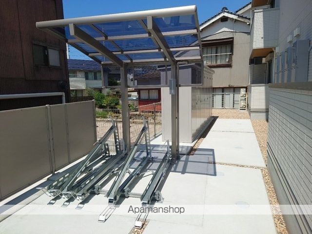 ロイヤルステージ横浜町の内装写真