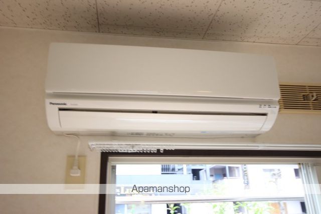 サンハイツ新井E棟の内装写真