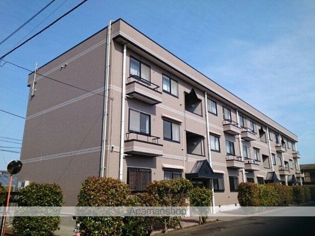 ロイヤルヒルズの外観写真