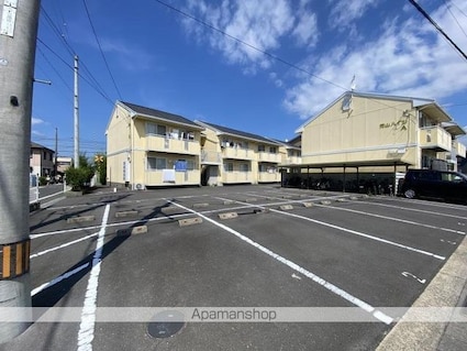 元山ハイツＡ・Ｂ[3DK/55.43m2]の駐車場